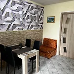 Daire Mediteran Fedett Medences Apartmanhaz