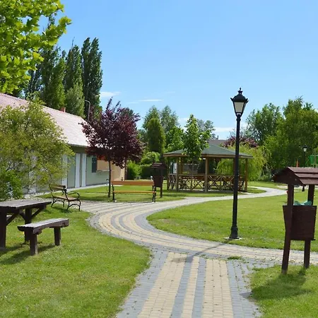 Mediteran Fedett Medences Apartmanhaz Apartment *