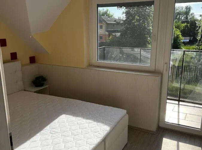 Daire Mediteran Fedett Medences Apartmanhaz Szántód