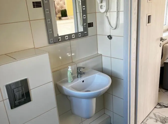 Daire Mediteran Fedett Medences Apartmanhaz