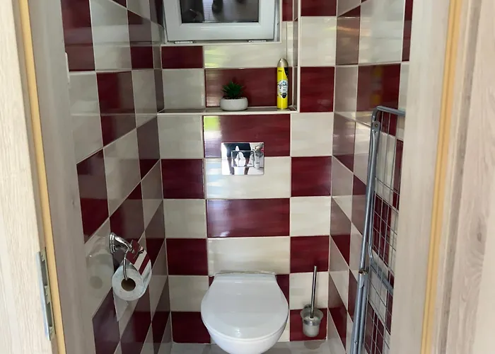 Daire Mediteran Fedett Medences Apartmanhaz Szántód